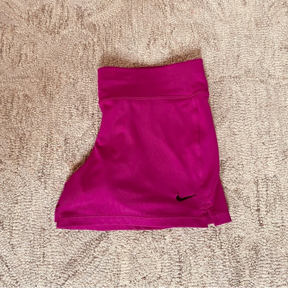 Nike Women's Fuchsia Athletic Shorts - Picture 5 of 9